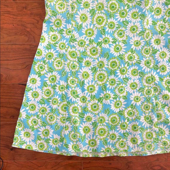 Vintage Lilly Pulitzer Floral Sundress with Green and Yellow Daisies - Picture 3 of 11